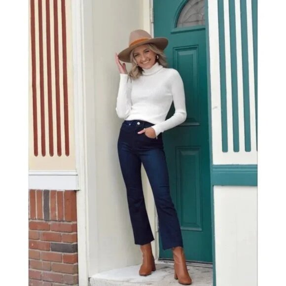 Express High Waisted Raw Hem Cropped Flare Jeans 00 - Picture 1 of 4